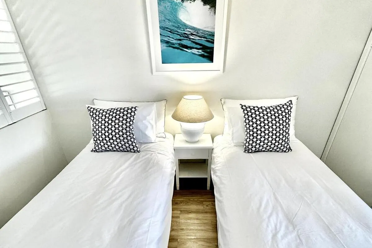 Coastal Modern 3 Bedroom Townhouse Noosaville Apartment