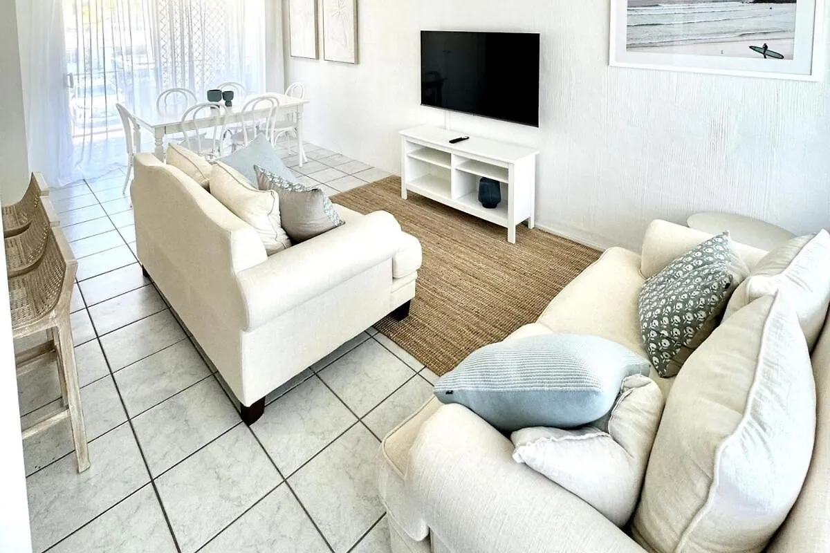 Coastal Modern 3 Bedroom Townhouse Noosaville Apartment